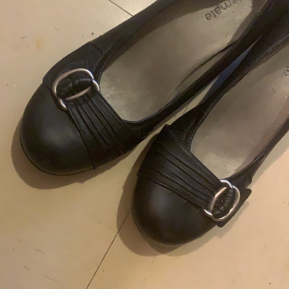 Heeled black loafers super comfy by solemate - Picture 4 of 17